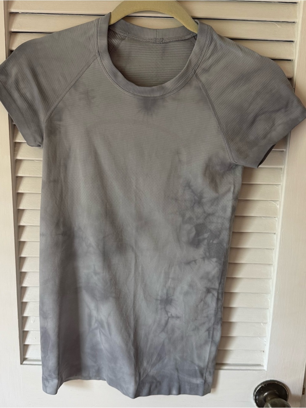 Lululemon Tie-Dye Short Sleeve Tee in Gray